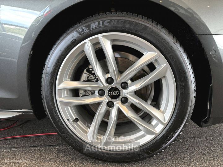 Audi A4 35 TFSI 150 S tronic 7 Competition - 12