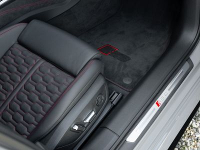 Audi RS6 Avant C8 Performance 2024 - 21% VAT   - 28