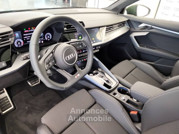 Audi A3 Sportback 35 TFSI Mild Hybrid 150 S tronic 7 S line - 3