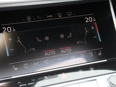 Audi RS6 Avant   - 13