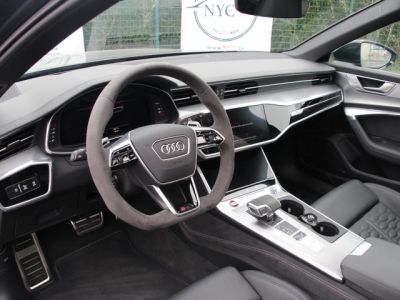Audi RS6 Avant   - 17