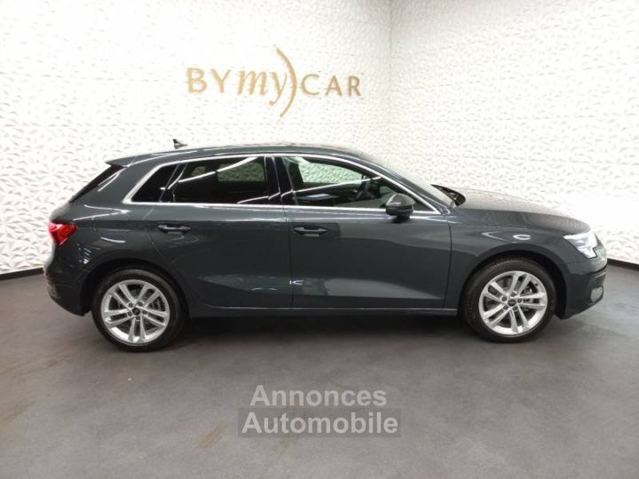 Audi A3 Sportback 40 TFSIe 204 S tronic 6 Business Executive - 2