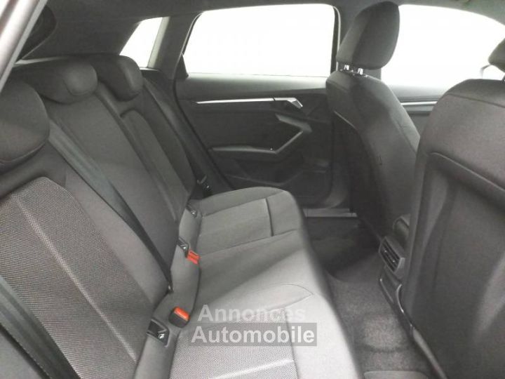 Audi A3 Sportback 40 TFSIe 204 S tronic 6 Business Executive - 9