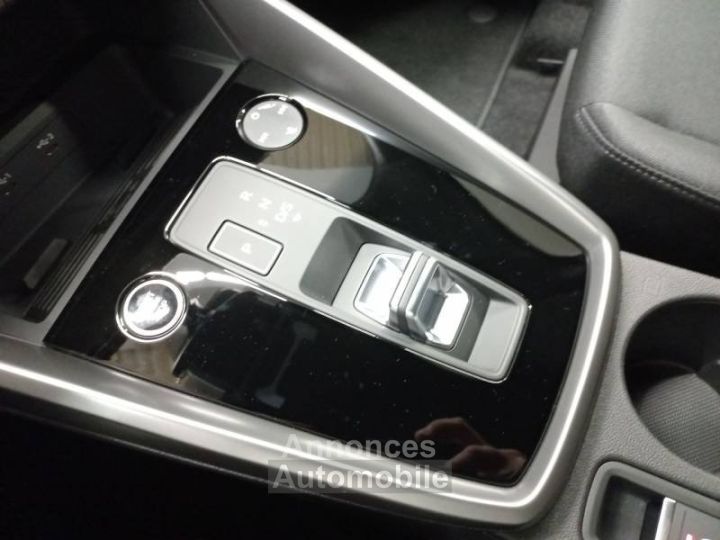 Audi A3 Sportback 40 TFSIe 204 S tronic 6 Business Executive - 25