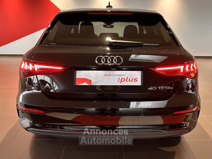 Audi A3 Sportback 40 TFSIe 204 S tronic 6 Business Executive - 4