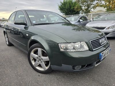 Audi A4 Serie 2 (8E2) 19 TDi 131cv   - 3