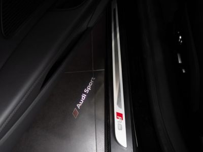 Audi R8 PERFORMANCE RWD   - 8