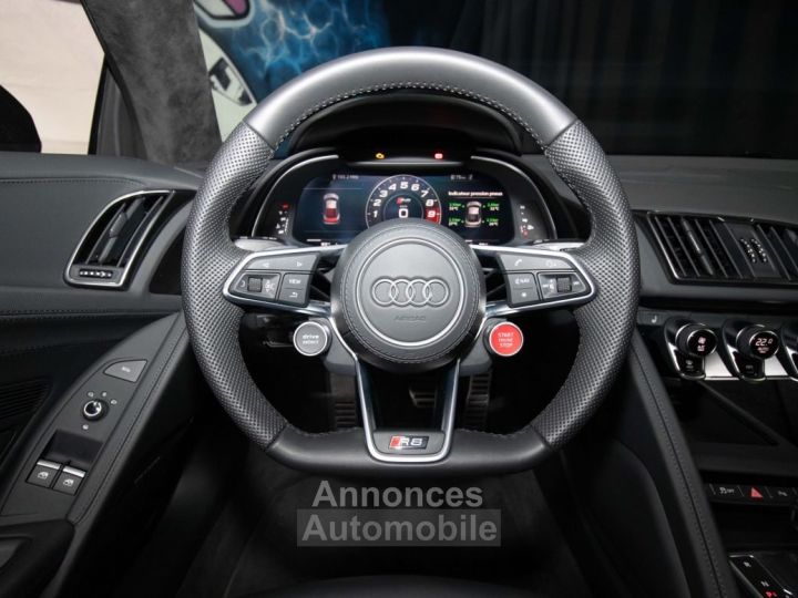 Audi R8 PERFORMANCE RWD - 10
