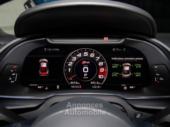 Audi R8 PERFORMANCE RWD - 14