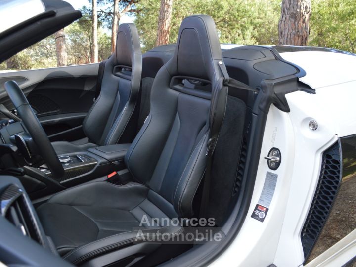 Audi R8 Spyder MAGNIFIQUE 52 FSI V10 PLUS 610ch S-TRONIC VALEUR NEUF 245Ke B&O MAGNETIC RIDE CARBONE INT EXT ECHAP SPORT CARPLAY CAMERA LASER - 47