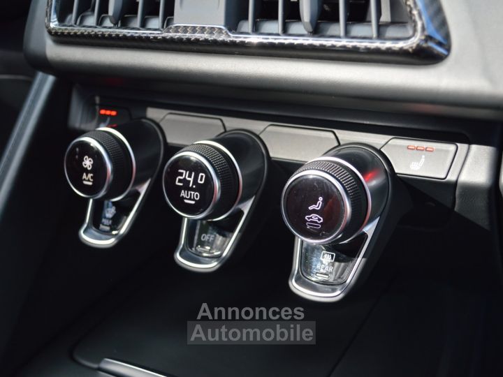 Audi R8 Spyder MAGNIFIQUE 52 FSI V10 PLUS 610ch S-TRONIC VALEUR NEUF 245Ke B&O MAGNETIC RIDE CARBONE INT EXT ECHAP SPORT CARPLAY CAMERA LASER - 35