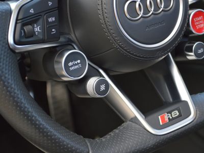 Audi R8 Spyder MAGNIFIQUE 52 FSI V10 PLUS 610ch S-TRONIC VALEUR NEUF 245Ke B&O MAGNETIC RIDE CARBONE INT EXT ECHAP SPORT CARPLAY CAMERA LASER   - 27