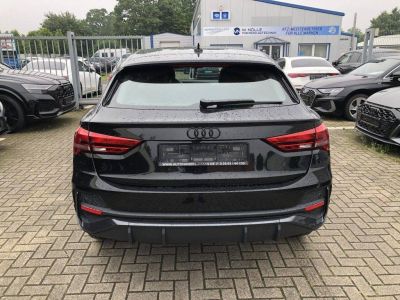 Audi Q3 Sportback 45 TFSIe S Line   - 5