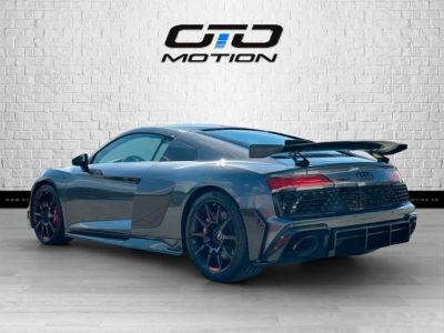 Audi R8 V10 GT 52 FSI 620 S tronic 7 RWD   - 4