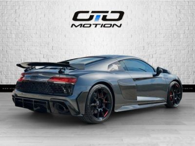 Audi R8 V10 GT 52 FSI 620 S tronic 7 RWD   - 5
