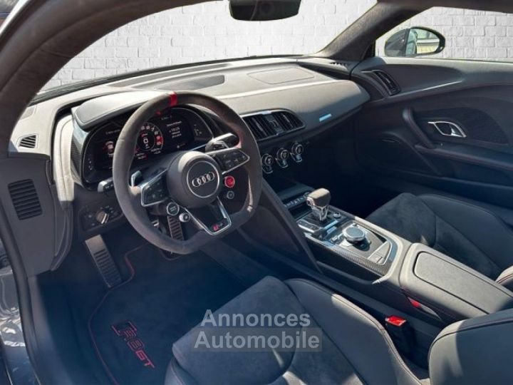 Audi R8 V10 GT 52 FSI 620 S tronic 7 RWD - 8