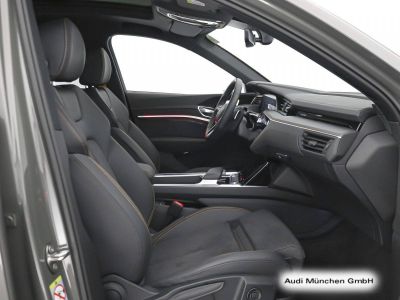 Audi e-tron 55 Sportback/QUATTRO/S-LINE   - 9
