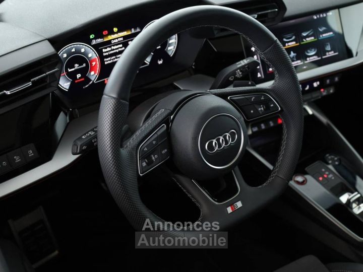 Audi S3 Sportback S-tronic/Matrix/Pano - 17