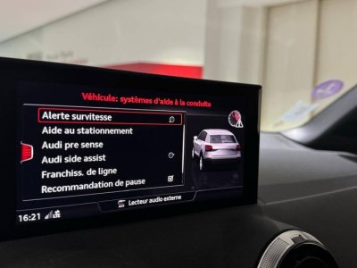 Audi Q2 35 TFSI 150 S tronic 7 S line   - 24