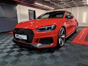 Audi 