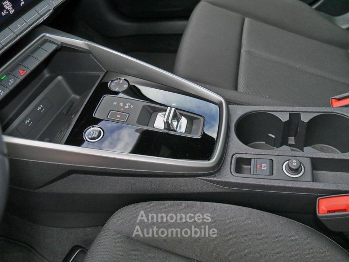 Audi A3 Sportback 40 TFSIe S line B&O/PANO - 10