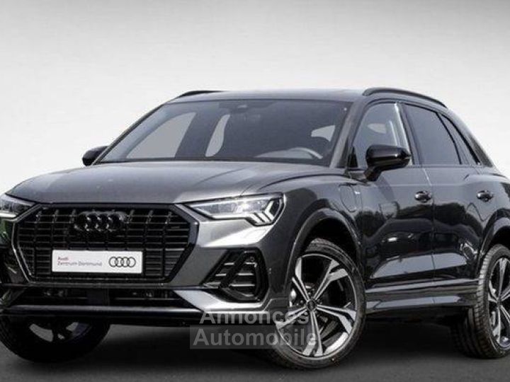 Audi Q3 45 TFSI e S tronic S Line S Line PANO/REMORQUE - 1