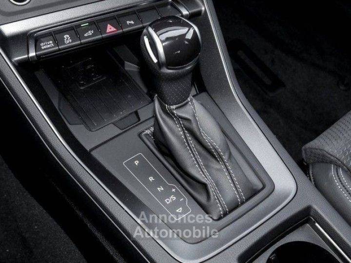 Audi Q3 45 TFSI e S tronic S Line S Line PANO/REMORQUE - 9