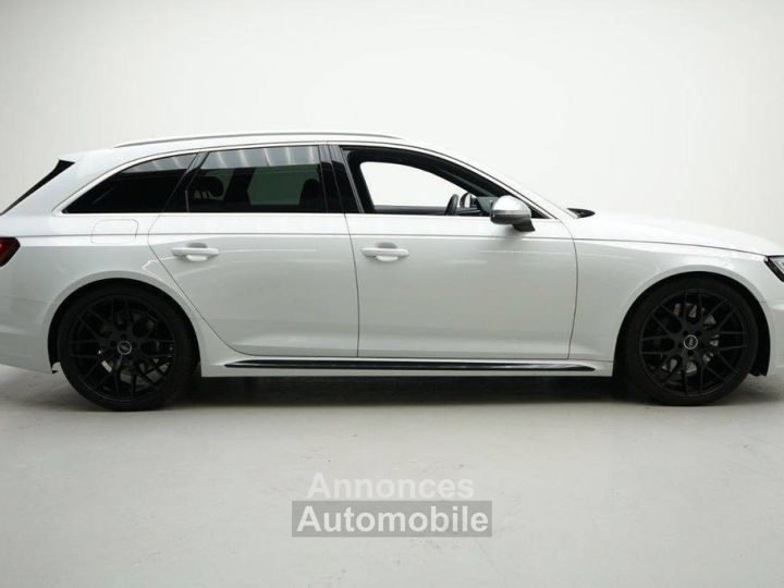 Audi RS4 Avant 29 TFSI Quattro/Massants/Alcantara - 1