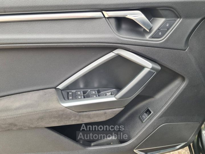 Audi RS Q3 rsq3 Sportback Quattro B&O MatrixLED Navi%2B Pano - 11