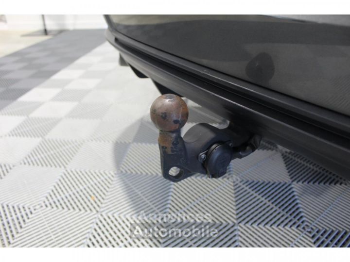 Audi Q3 20 TDI - 150 - BV S-tronic S-Line PHASE 2 - 23