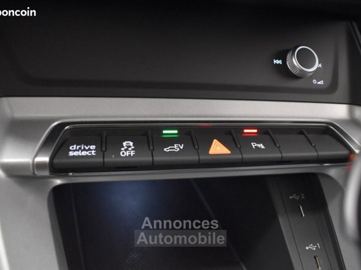 Audi Q3 Sportback 14 45 TFSIE 245ch S-LINE ENTRETIEN CONSTRUCTEUR SUIVI GARANTIE 6 A 60 MOIS - 17