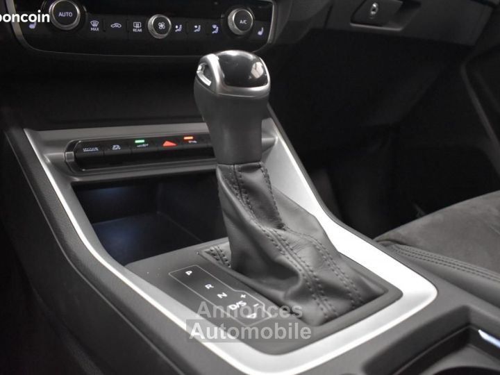 Audi Q3 Sportback 14 45 TFSIE 245ch S-LINE ENTRETIEN CONSTRUCTEUR SUIVI GARANTIE 6 A 60 MOIS - 18