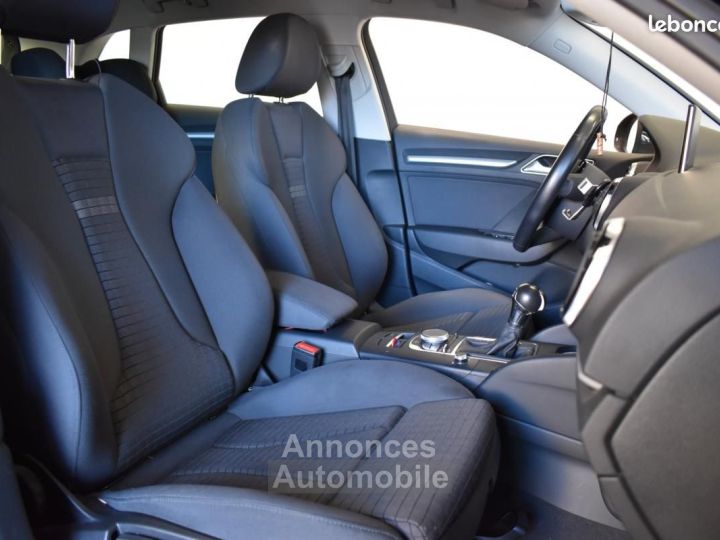 Audi A3 Sportback 14 TFSI E-TRON 204H 150 PHEV BUSINESS LINE S-TRONIC BVA SUIVI GARANTIE 6 à 6 - 9