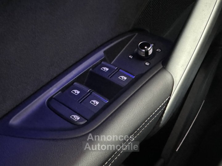 Audi Q5 Sportback 40 TDI 204 S tronic 7 Quattro S line - 17