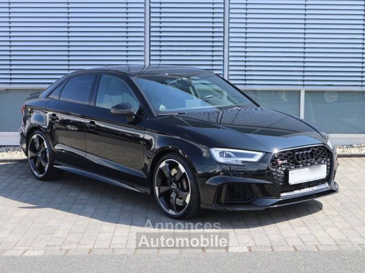 Audi RS3 quattro PANO%2BMATRIX%2BB&O malus compris - 2