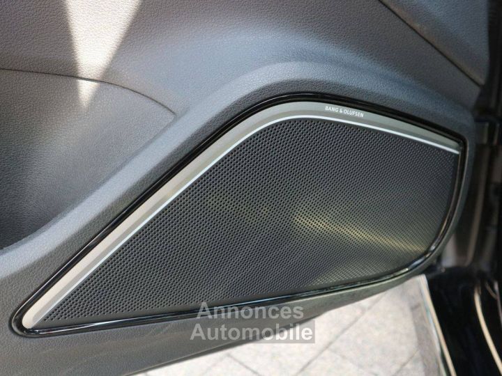 Audi RS3 quattro PANO%2BMATRIX%2BB&O malus compris - 17