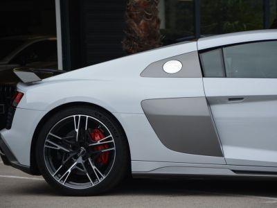 Audi R8 620 CV V10 Performance LOA 1 299 Euros Par mois Sièges Recaro Carbon Interieur et Moteur Gris Suzuka V 10   - 4