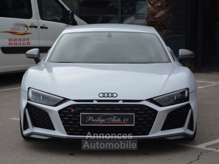 Audi R8 620 CV V10 Performance LOA 1 299 Euros Par mois Sièges Recaro Carbon Interieur et Moteur Gris Suzuka V 10 - 6