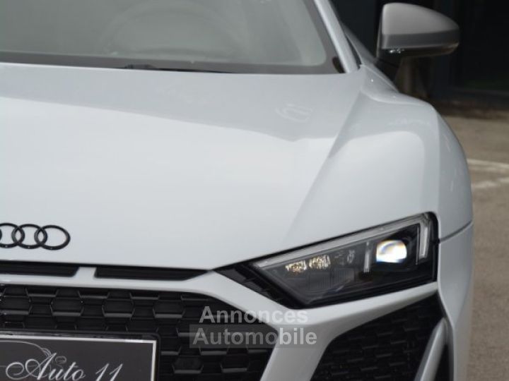 Audi R8 620 CV V10 Performance LOA 1 299 Euros Par mois Sièges Recaro Carbon Interieur et Moteur Gris Suzuka V 10 - 7