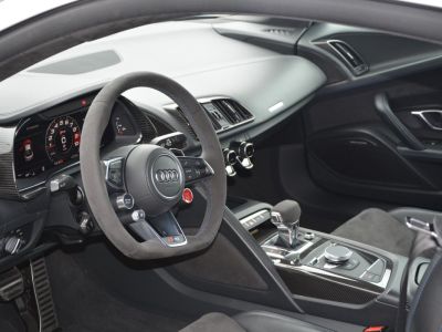 Audi R8 620 CV V10 Performance LOA 1 299 Euros Par mois Sièges Recaro Carbon Interieur et Moteur Gris Suzuka V 10   - 8