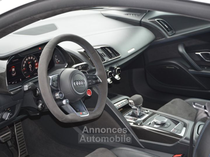 Audi R8 620 CV V10 Performance LOA 1 299 Euros Par mois Sièges Recaro Carbon Interieur et Moteur Gris Suzuka V 10 - 8