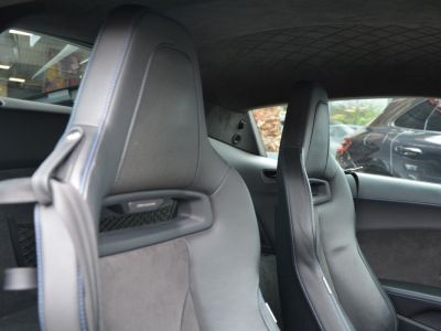 Audi R8 620 CV V10 Performance LOA 1 299 Euros Par mois Sièges Recaro Carbon Interieur et Moteur Gris Suzuka V 10   - 15