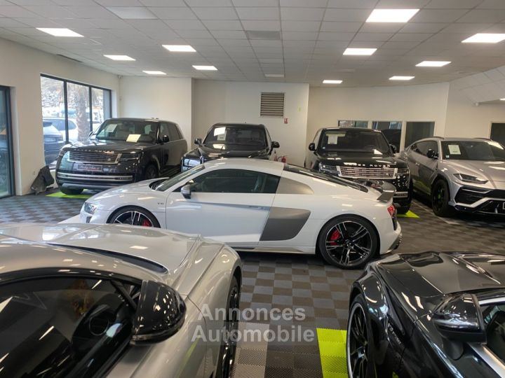 Audi R8 620 CV V10 Performance LOA 1 299 Euros Par mois Sièges Recaro Carbon Interieur et Moteur Gris Suzuka V 10 - 24