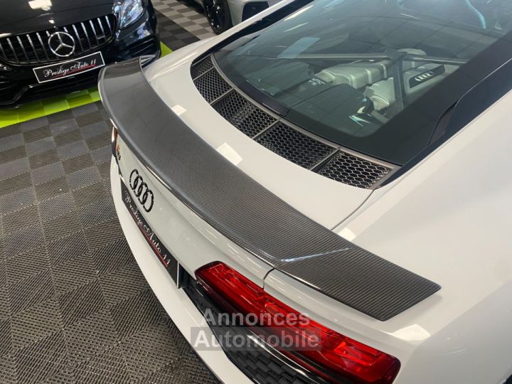 Audi R8 620 CV V10 Performance LOA 1 299 Euros Par mois Sièges Recaro Carbon Interieur et Moteur Gris Suzuka V 10 - 28