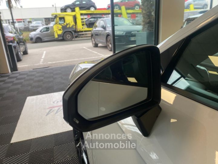 Audi R8 620 CV V10 Performance LOA 1 299 Euros Par mois Sièges Recaro Carbon Interieur et Moteur Gris Suzuka V 10 - 31