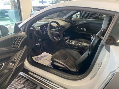 Audi R8 620 CV V10 Performance LOA 1 299 Euros Par mois Sièges Recaro Carbon Interieur et Moteur Gris Suzuka V 10   - 32
