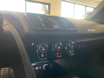 Audi R8 620 CV V10 Performance LOA 1 299 Euros Par mois Sièges Recaro Carbon Interieur et Moteur Gris Suzuka V 10   - 40
