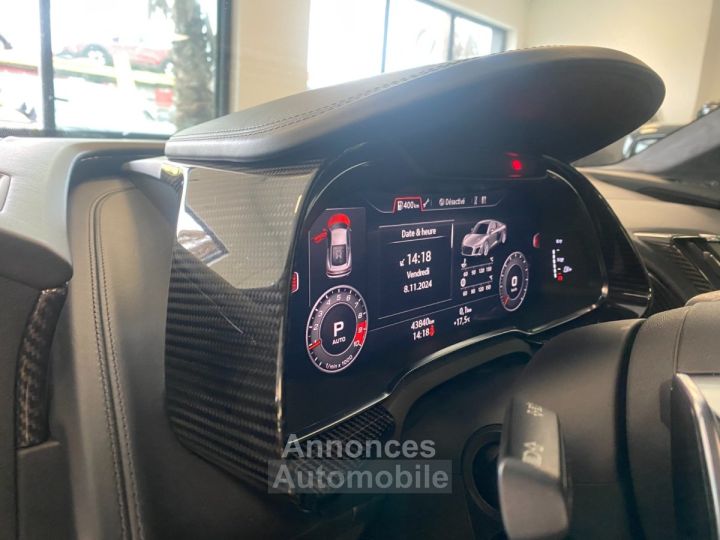 Audi R8 620 CV V10 Performance LOA 1 299 Euros Par mois Sièges Recaro Carbon Interieur et Moteur Gris Suzuka V 10 - 44