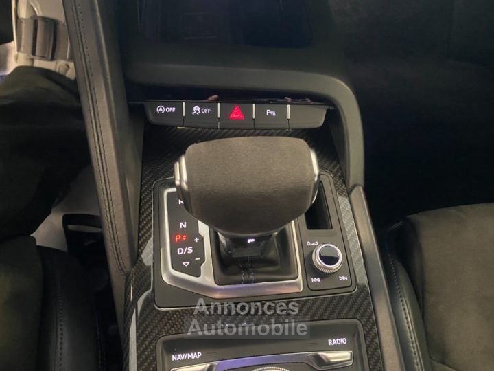 Audi R8 620 CV V10 Performance LOA 1 299 Euros Par mois Sièges Recaro Carbon Interieur et Moteur Gris Suzuka V 10 - 45