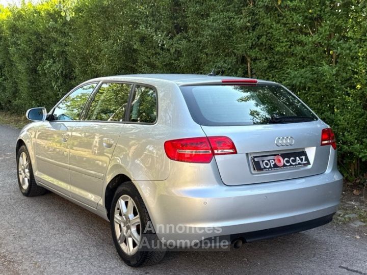Audi A3 Sportback 16 TDI 105CH DPF AMBITION S TRONIC 7 * 112000KM * GARANTIE - 4